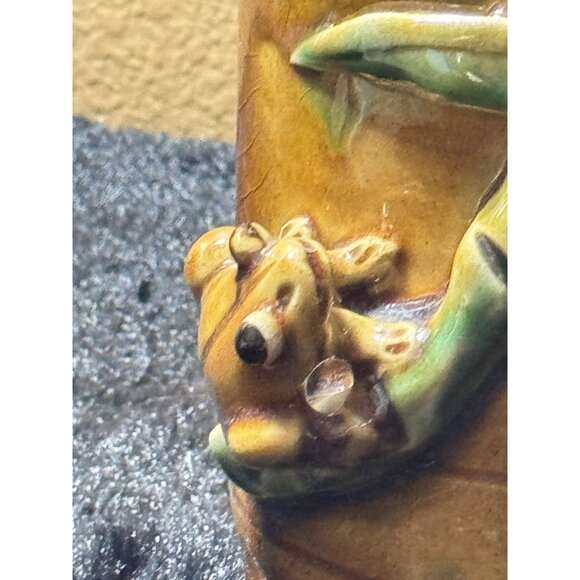 Vintage Pottery Ceramic Planter Frogs & Bamboo  Vase - Picture 2 of 10